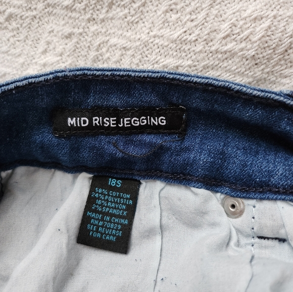 Rue 21 Midrise Jegging Size 18S - Picture 3 of 4